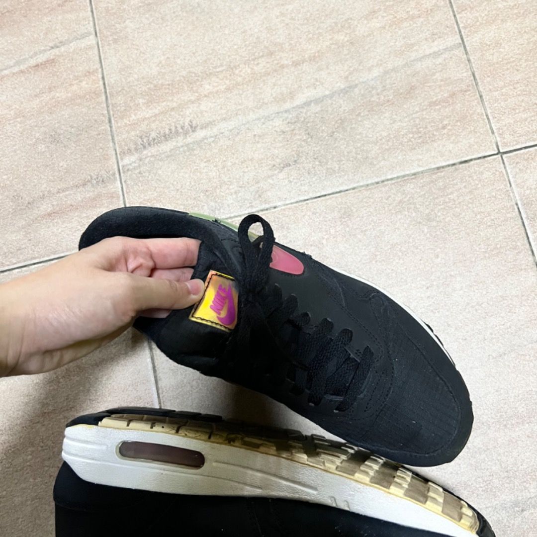 Black rainbow hotsell air max