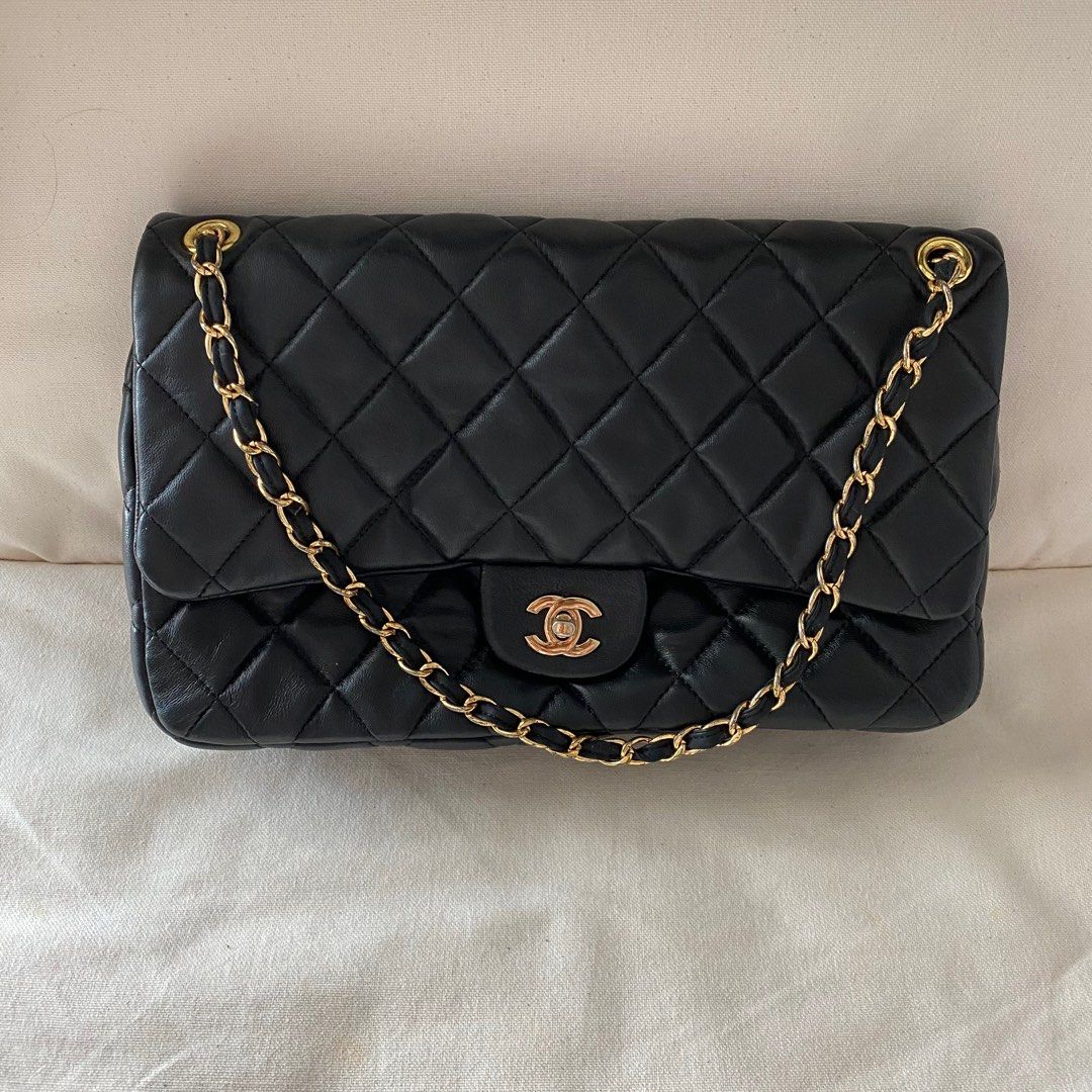 Vintage Chanel Flap Bag Medium, Luxury, Bags & Wallets on Carousell