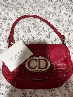 🔥 Trending - Authentic Dior Street Chic Columbus Ave Vintage bag, Women's  Fashion, Bags & Wallets, Cross-body Bags on Carousell