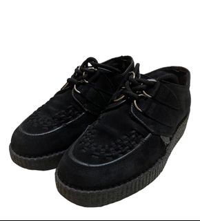 Underground shoes sale outlet