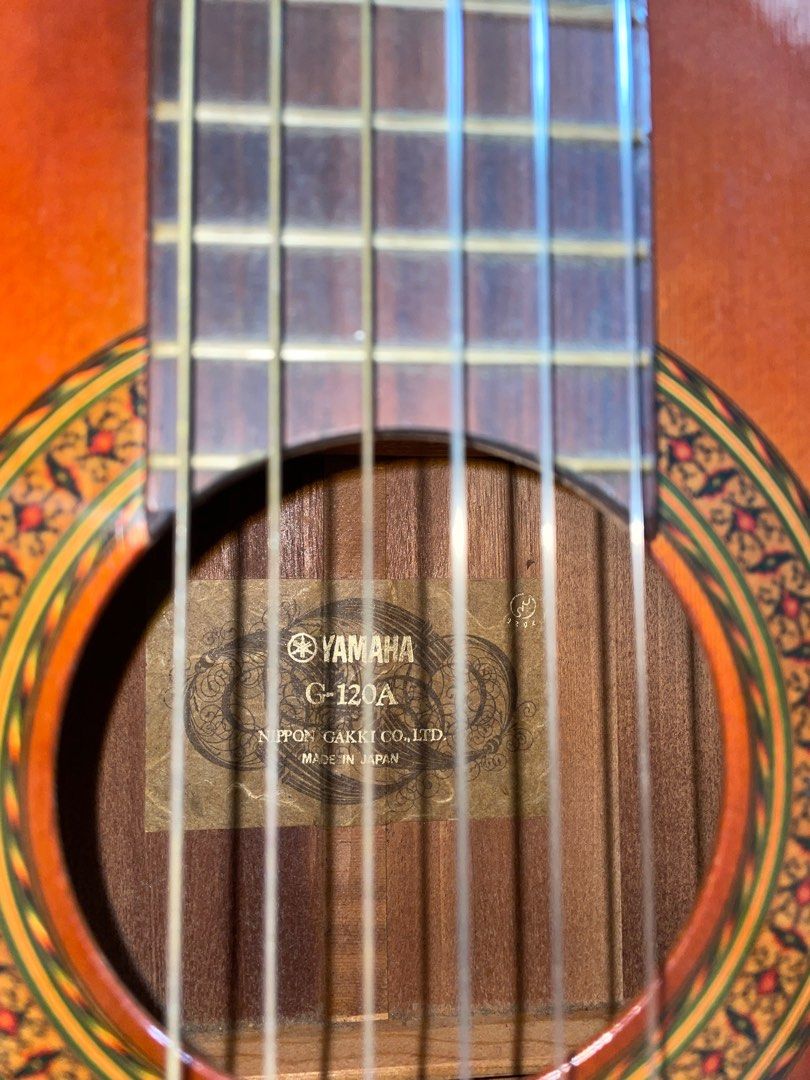 Yamaha g120a classical deals guitar