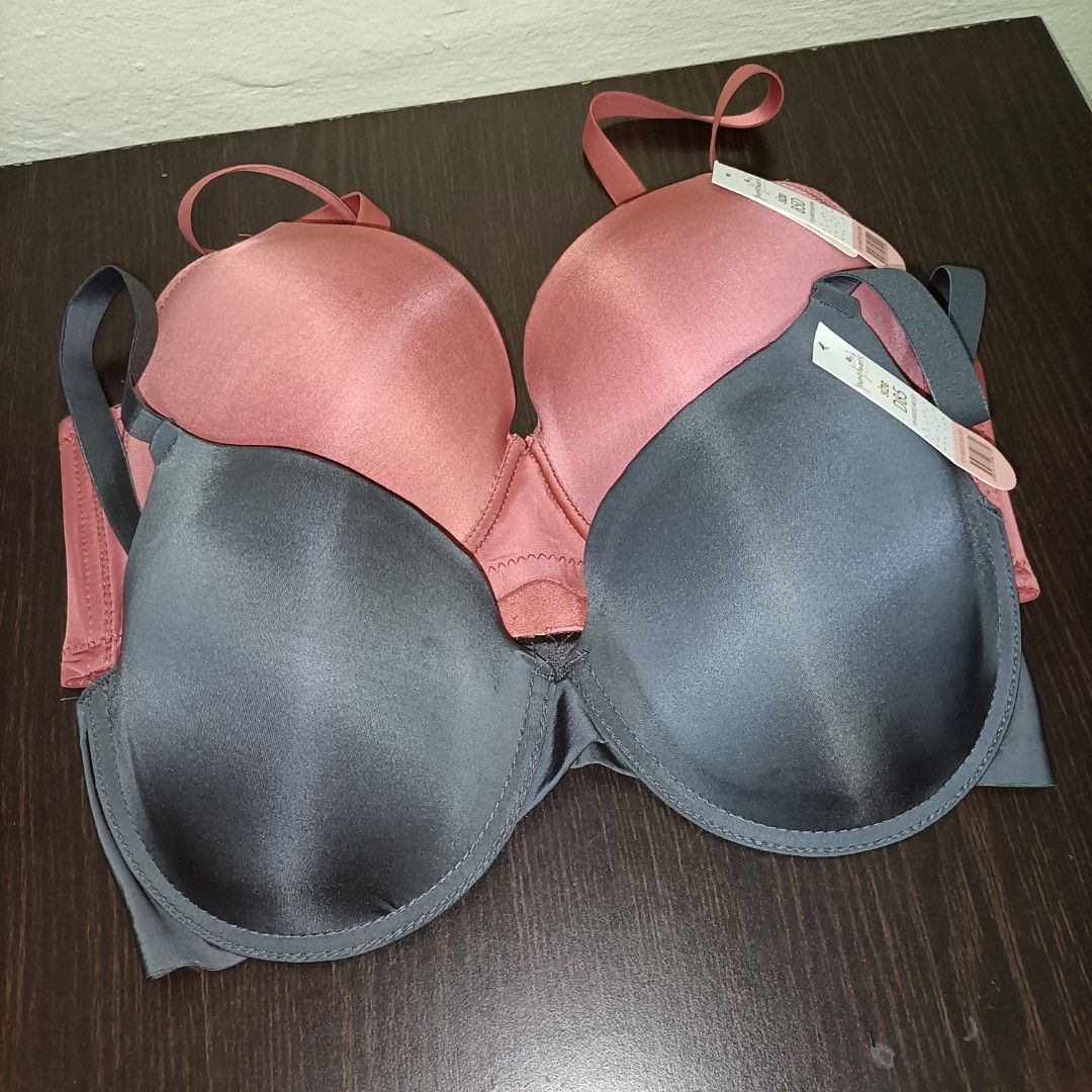 BN YOUNG HEARTS BRA D85/85D, Women's Fashion, New Undergarments &  Loungewear on Carousell
