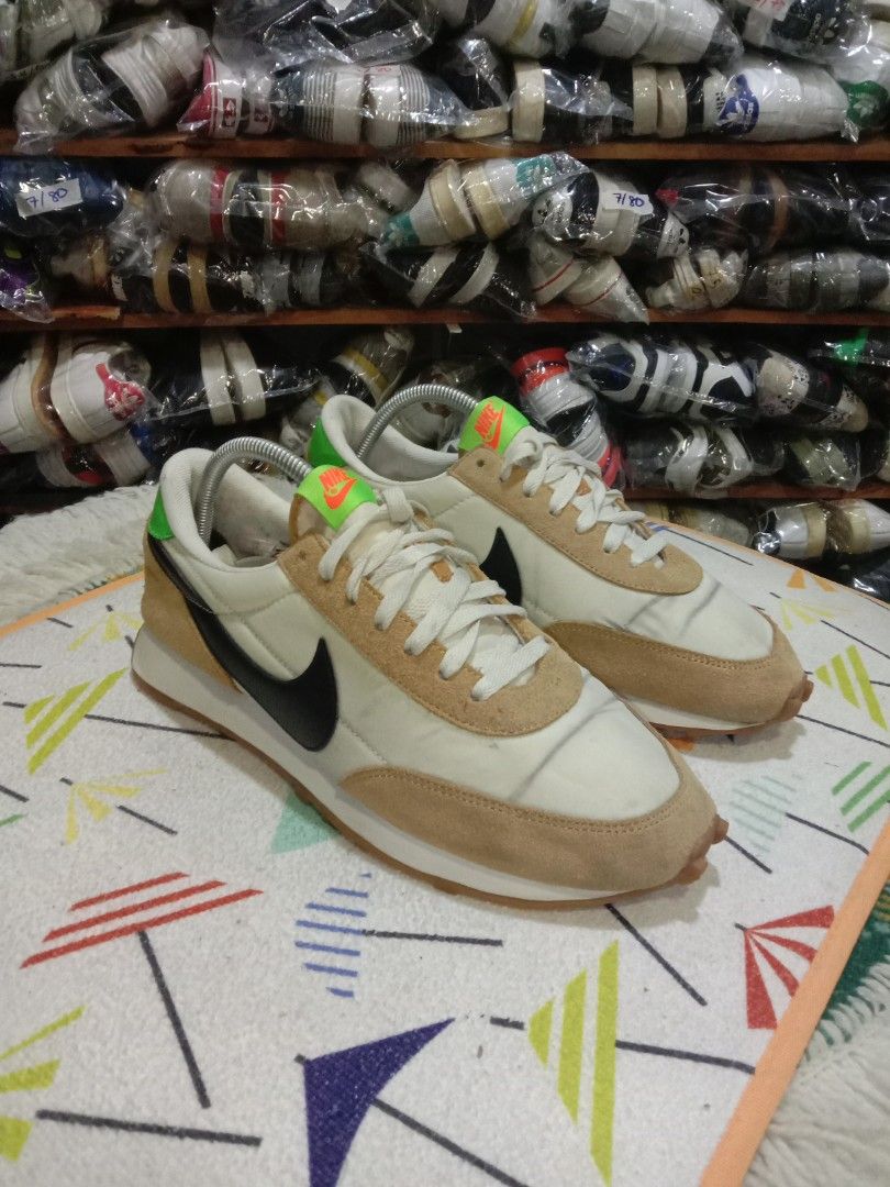 7.5 uk kasut nike 27 cm Women s Fashion Footwear Sneakers on Carousell