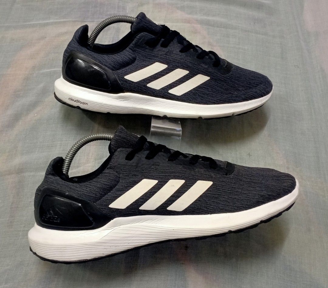 Adidas cosmic 2 sales vs duramo 9