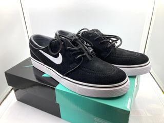 （分類：）位於 。 由 thrifting4good 提交（商品編號 1252059551，圖片 1）。簡介： 。