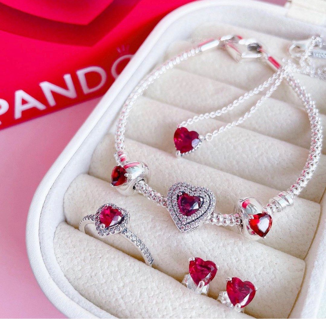 Pandora Westfield Kotara - SHARE AND WIN! Do you want to win a free starter  bracelet? At Pandora Westfield Kotara we have a new starter bracelet  promotion, including sterling silver bracelet, two