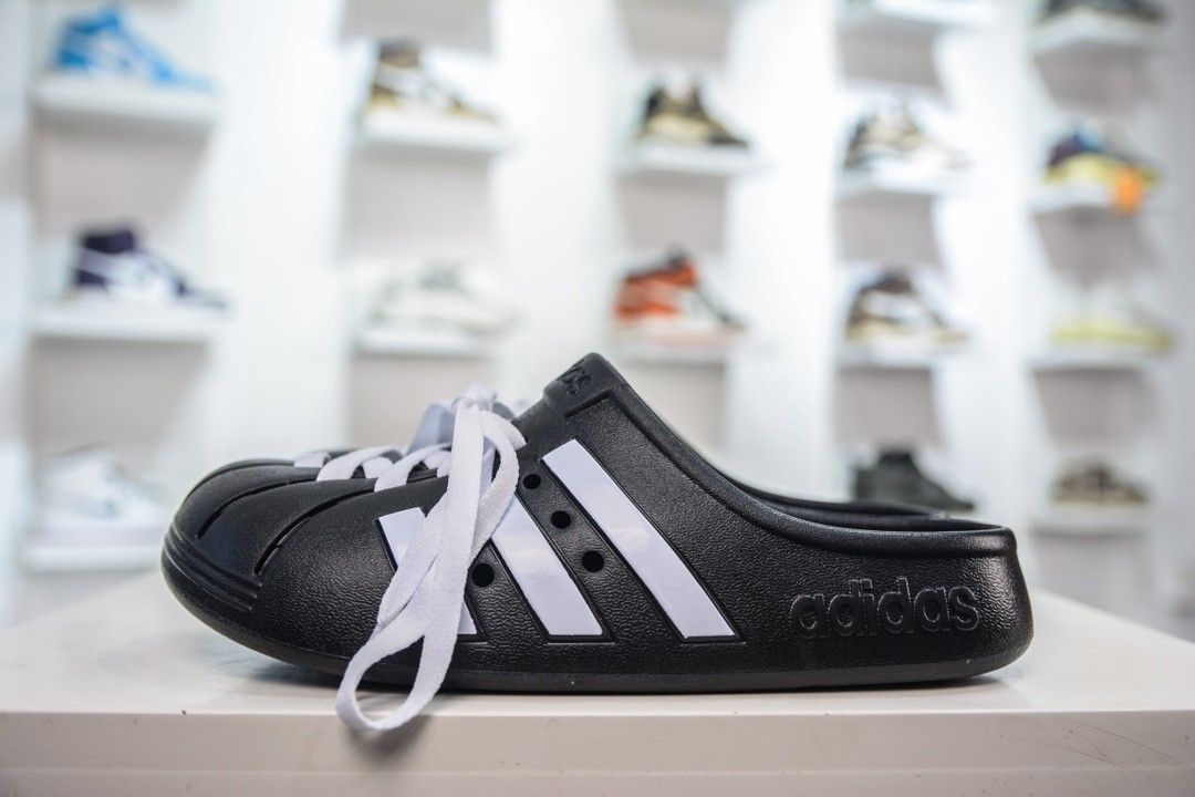 Adidas online adilette clogs