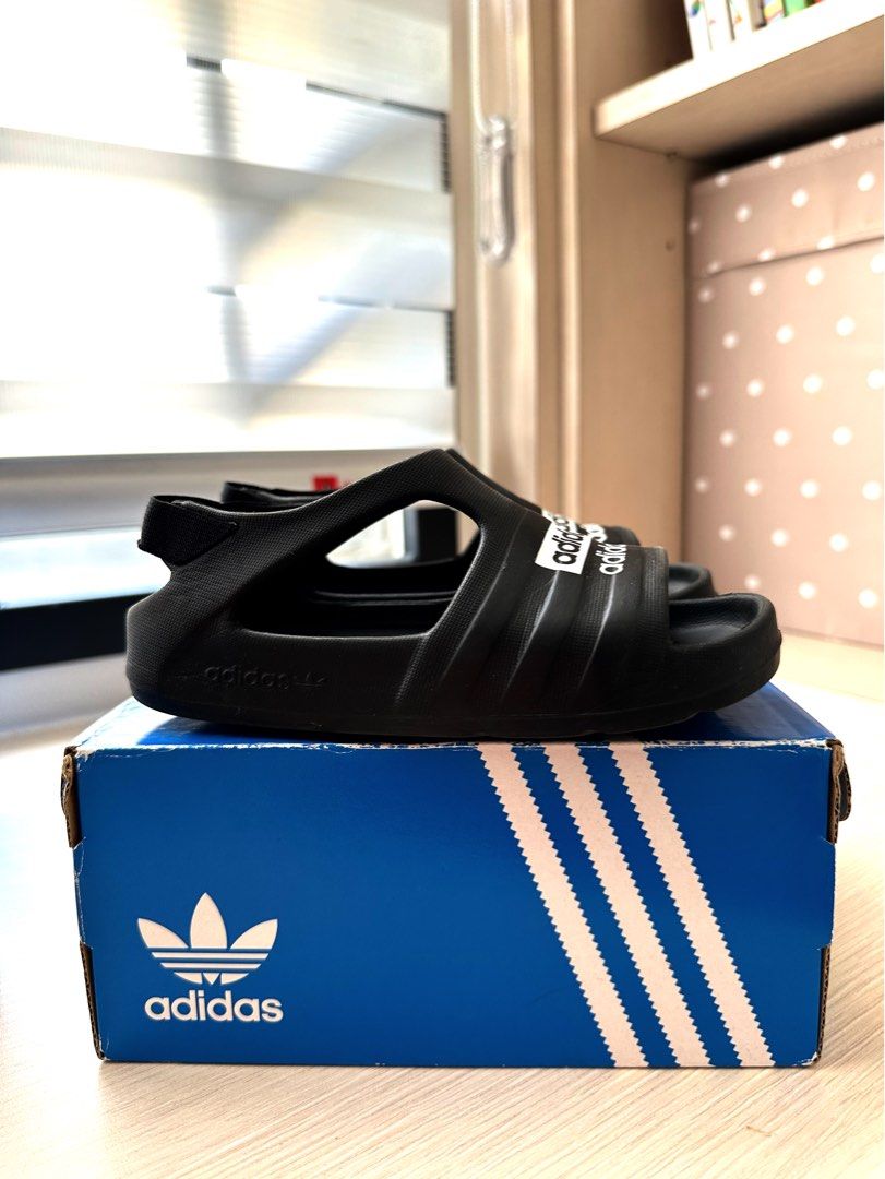 Adidas adilette play best sale