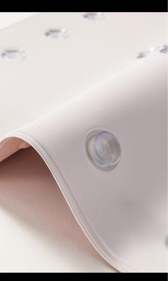 Anti slip floor mat, Babies & Kids, Bathing & Changing, Bathtub & Bath Accessories on Carousell