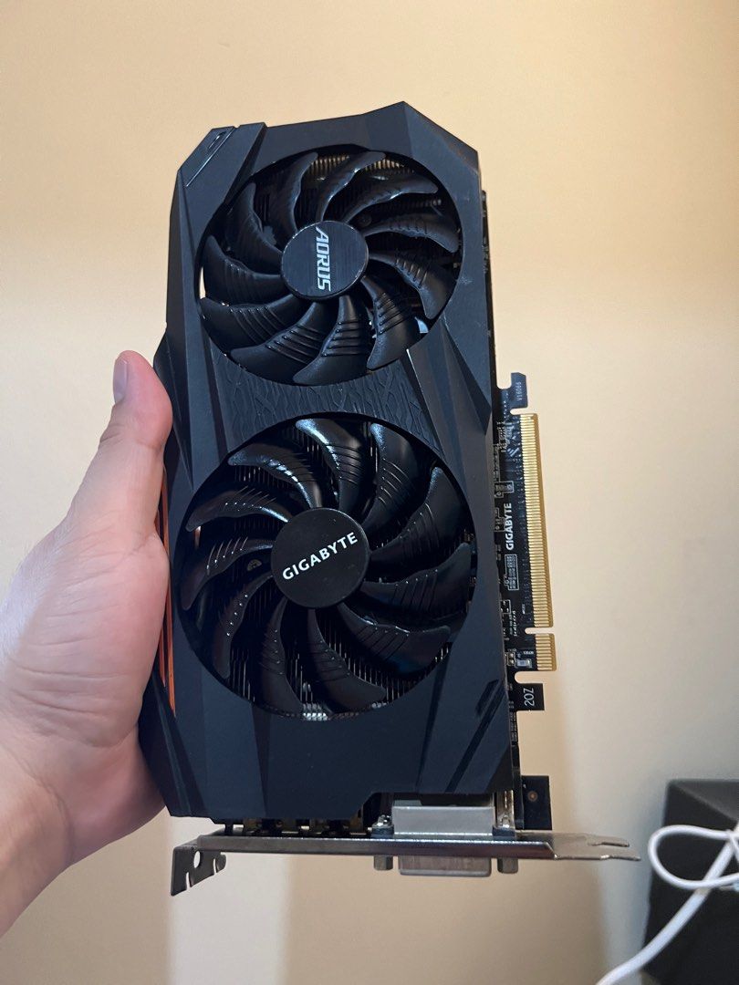 Rx 580 top aorus 4gb
