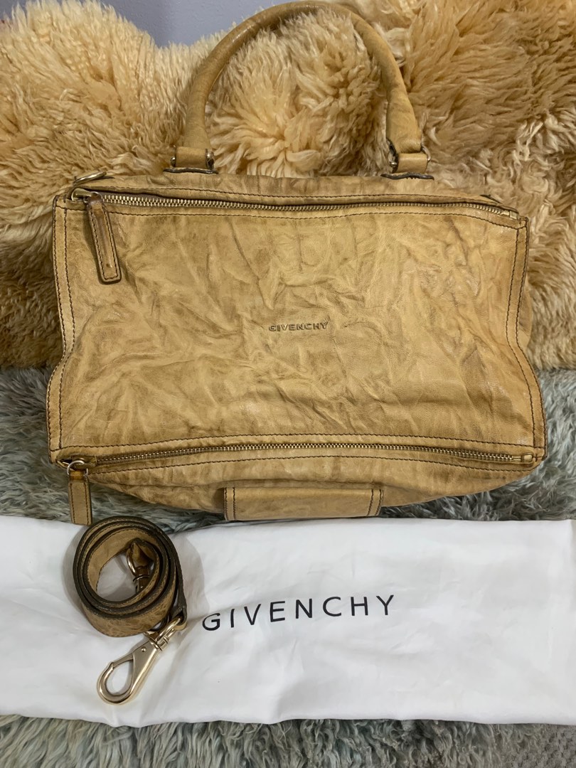 Authentic GIVENCHY Wrinkled Sheepskin Large pandora Weekender crossbody ...