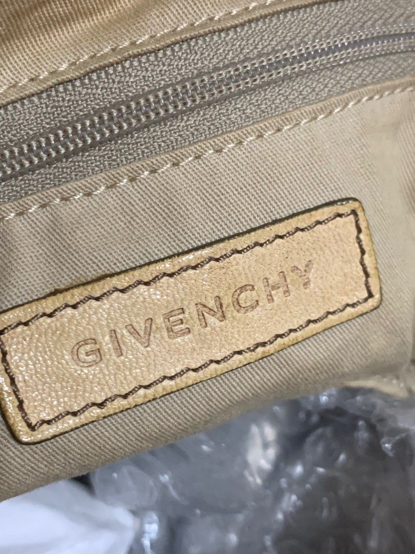 Authentic GIVENCHY Wrinkled Sheepskin Large pandora Weekender crossbody