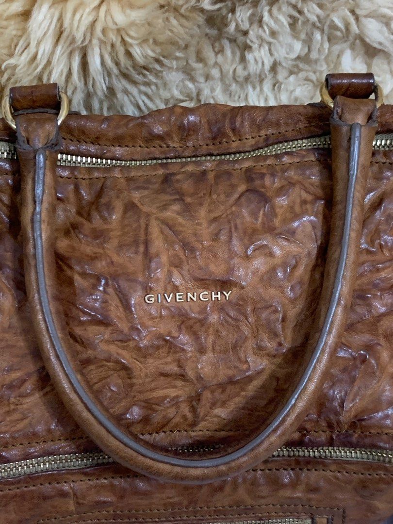 Authentic GIVENCHY Wrinkled Sheepskin Medium Pandora crossbody ...