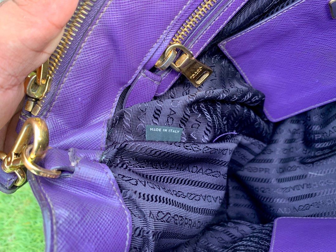 PRADA Saffiano Medium Galleria Double Zip Tote Viola 1244917