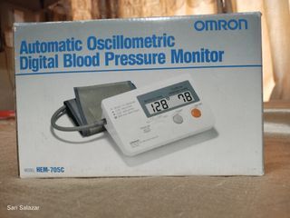 Automatic Oscillometric Digital Blood Pressure Monitor