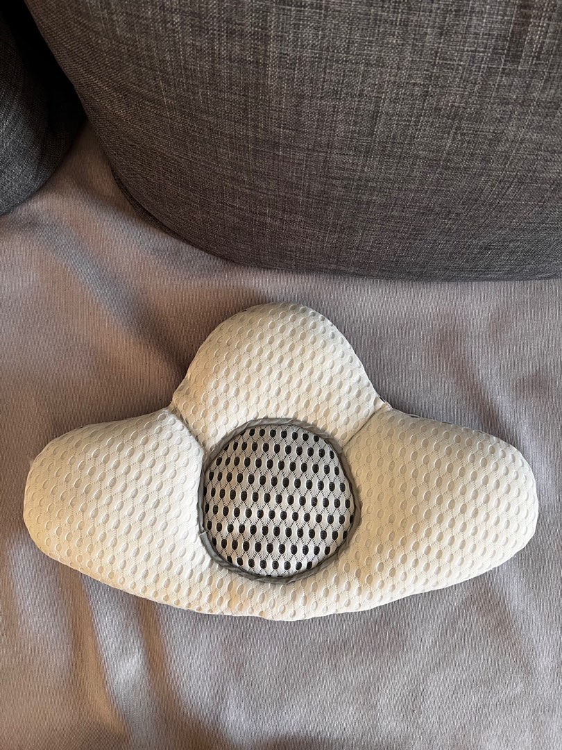 back pillow pregnancy, Babies & Kids, Maternity Care on Carousell