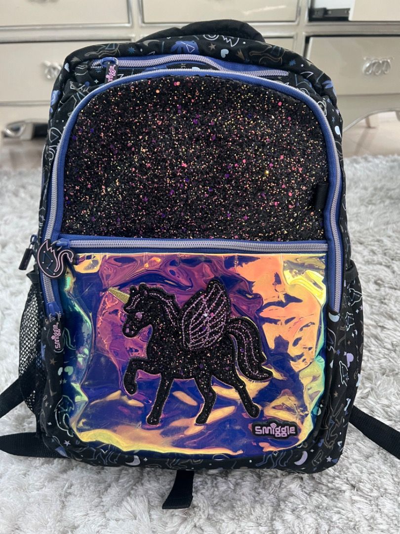 Glitz shop backpack smiggle