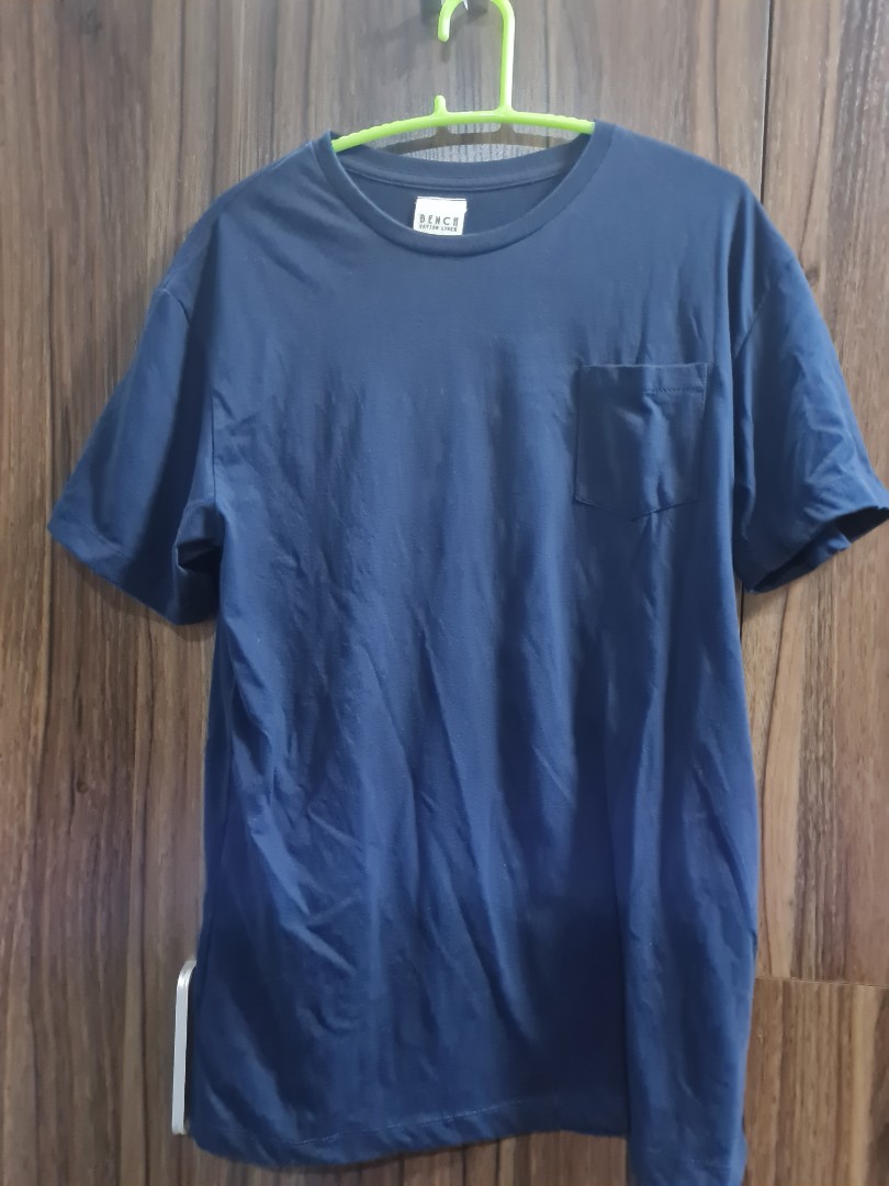 Bench T-shirt (Navy blue), Men's Fashion, Tops & Sets, Tshirts & Polo  Shirts on Carousell