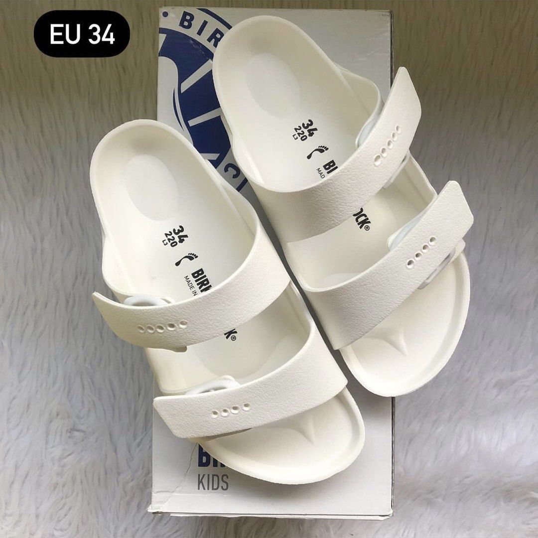 Plastic hotsell birkenstocks kids