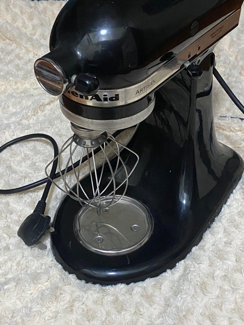 Original Black Kitchen Aid Artisan Stand Mixer (RUSH), TV & Home