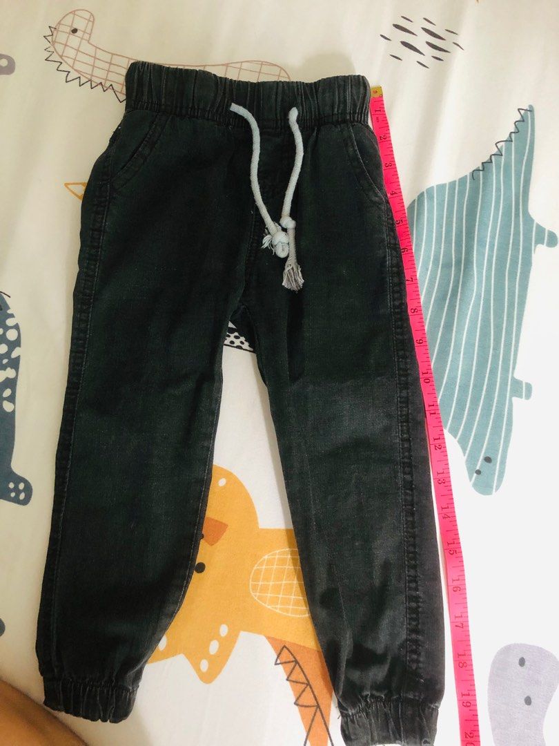 Pants for toddler kids (Category: Babies & Kids Fashion) located in Quezon City. Submitted by dmbchic (Listing ID 1249376395, Image 2). Description: 150-200 each only Can fit 1-4yo Color gray is H&M Can purchase as bundle .