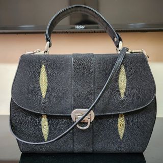 Black Stingray Bag