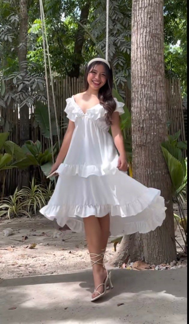 BSCO chantall long flowy white dress