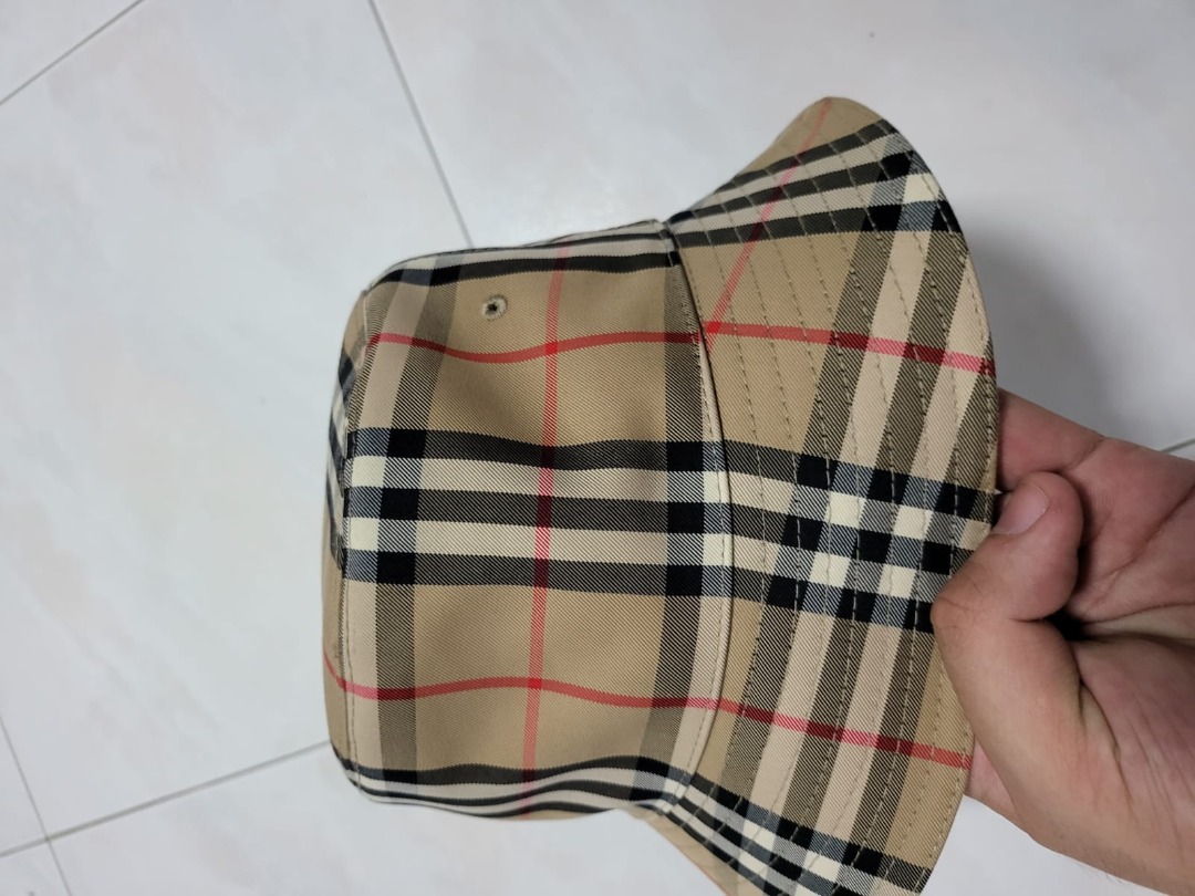 Burberry hat size hot sale