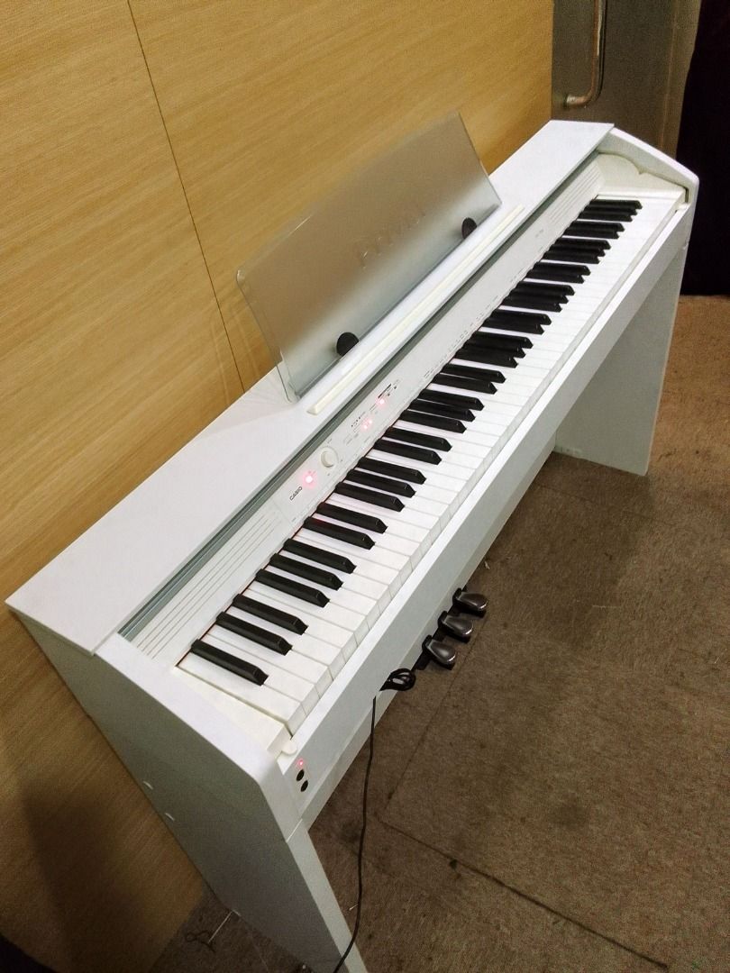 Casio PX750 Privia digital piano Hobbies Toys Music Media