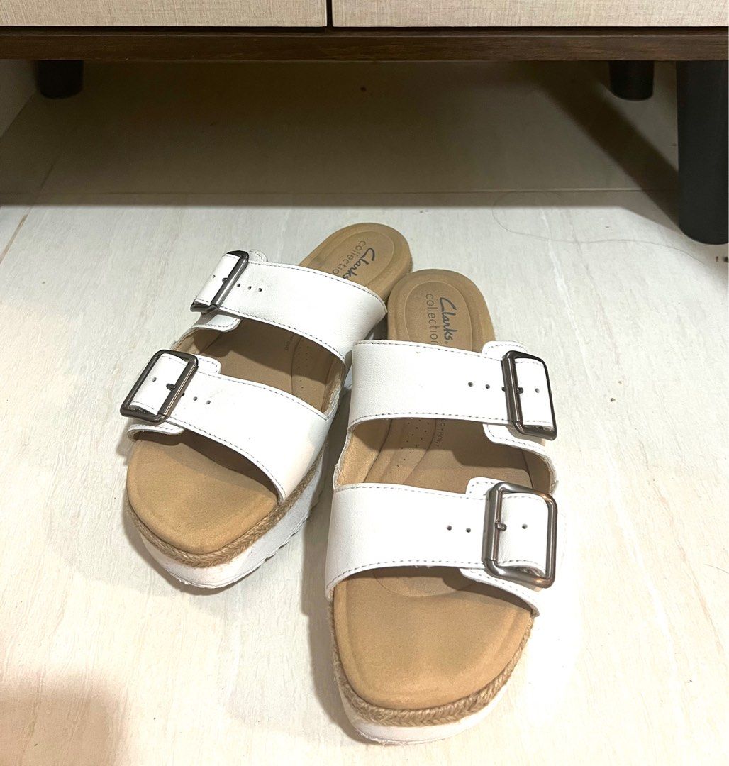 clarks open toe shoes