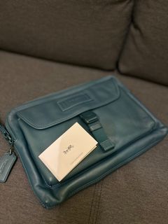 Coach Carry All Pouch ( Teal )