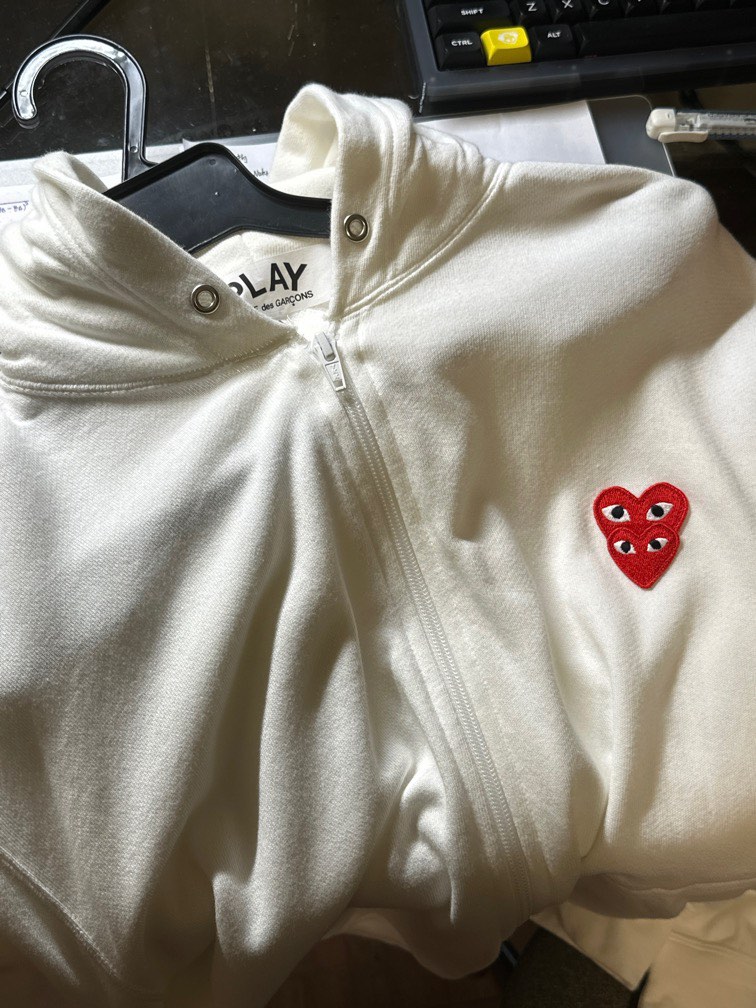 Cdg ivory hoodie on sale