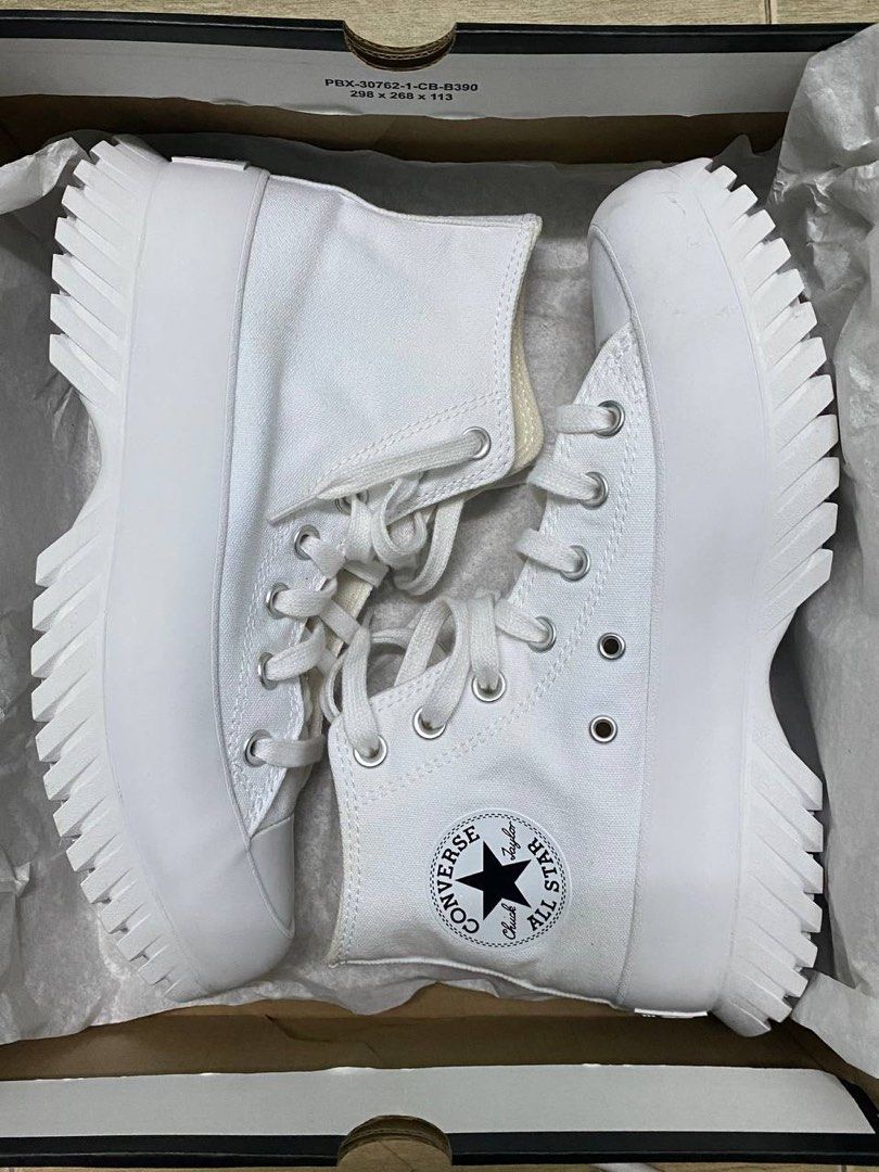 Converse ctas white hotsell