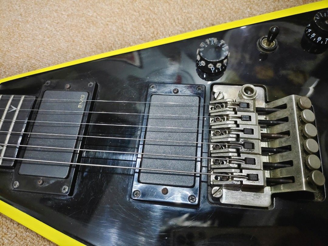 Dean Dime Razorback V255 for Sale or Swap, Hobbies & Toys, Music ...