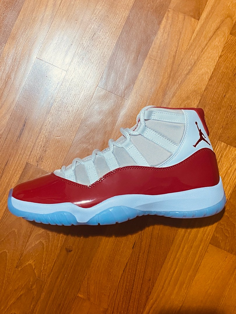 Red space jams 11 store