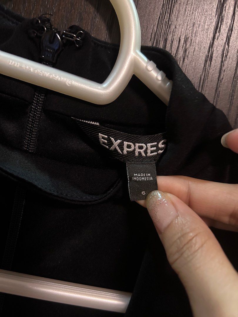 Express Party Dress (Category: Dresses) located in Paranaque City. Submitted by marjbpp (Listing ID 1252048566, Image 2). Description: Express Black Party Dress Bodycon Size S-M .