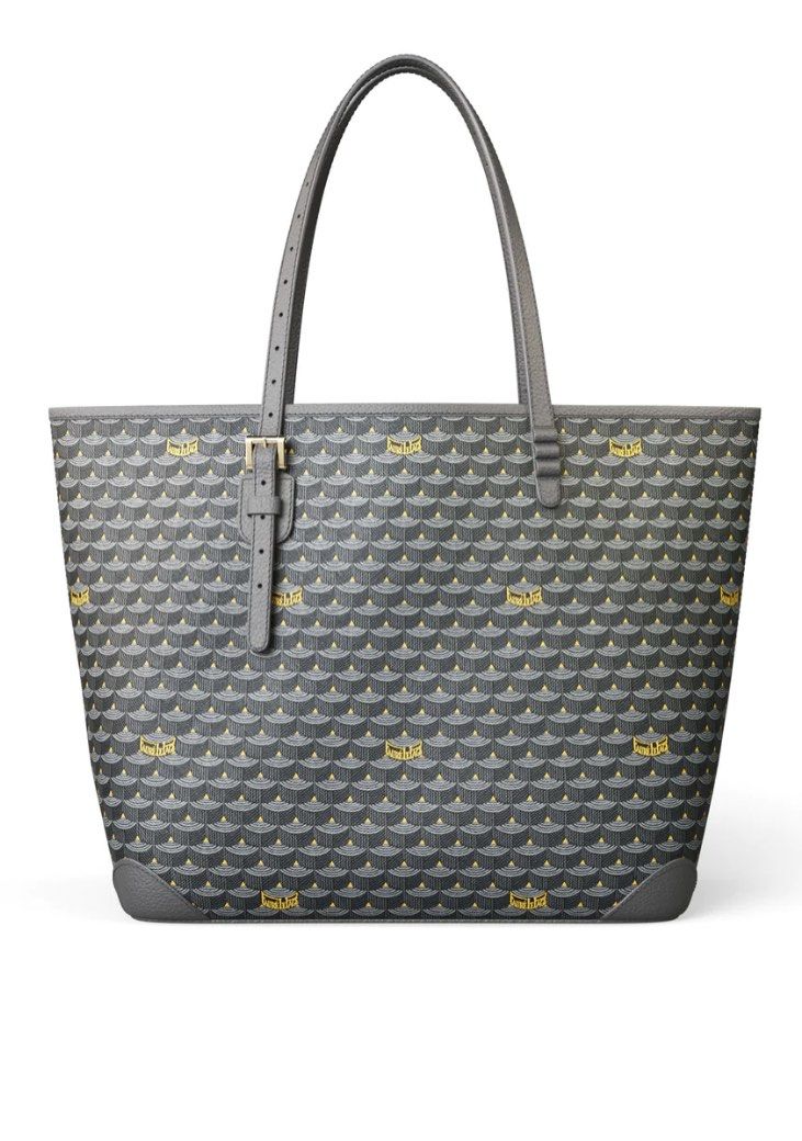 Faure Le Page Daily Battle (Category: Luxury Bags & Wallets) located in Bulacan. Submitted by stylechange (Listing ID 1252181384, Image 1). Description: Like a tireless brother in arms, the Daily Battle will fight alongside you in the battles of everyday life. A warrior who can fight on any terrain, he will wear the medals of your victories. • PRE-ORDER (with receipt!!) • Will be buying at Singapore this September 18, 2023 • 50% dp required • Wil