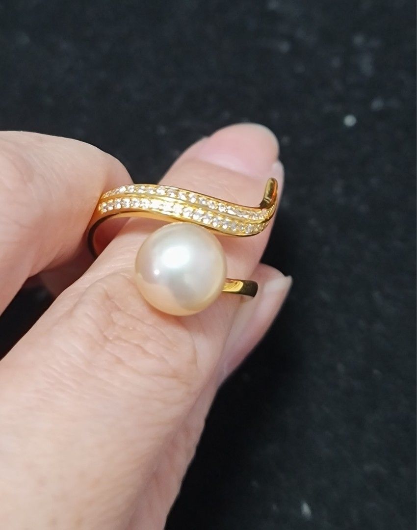 Freshwater pearl 2024 ring white gold