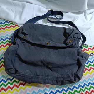 Gap Surplus messenger bag tas selempang Sling bag second preloved not ransel crewneck hoodie Jacket tshirt poloshirt varsity