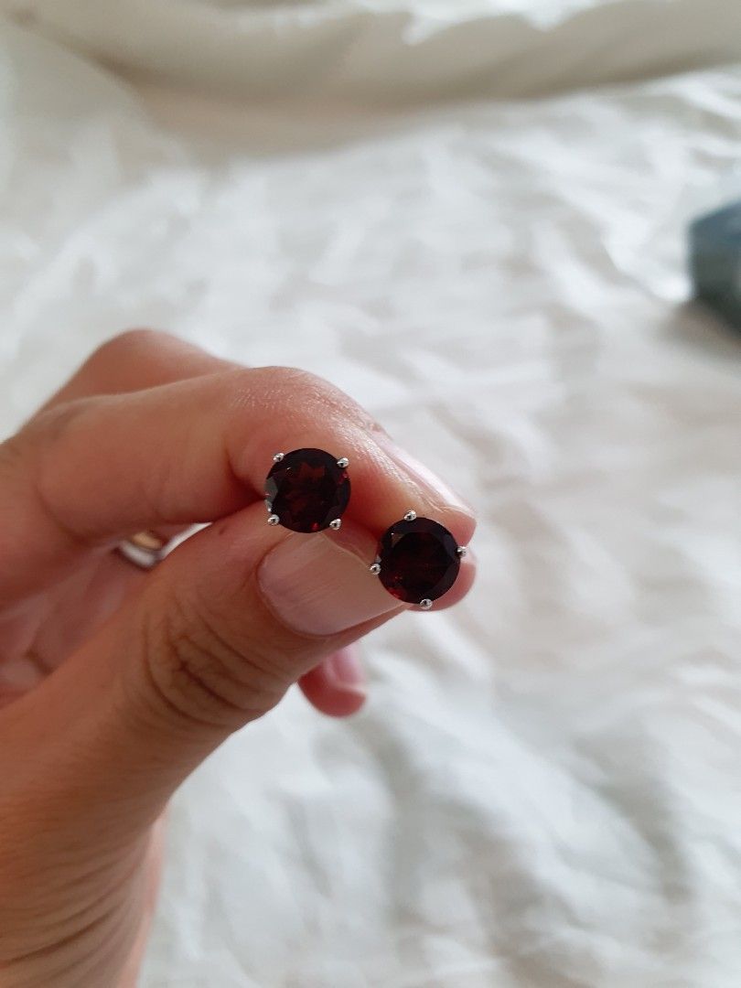 Garnet stud earrings white best sale gold