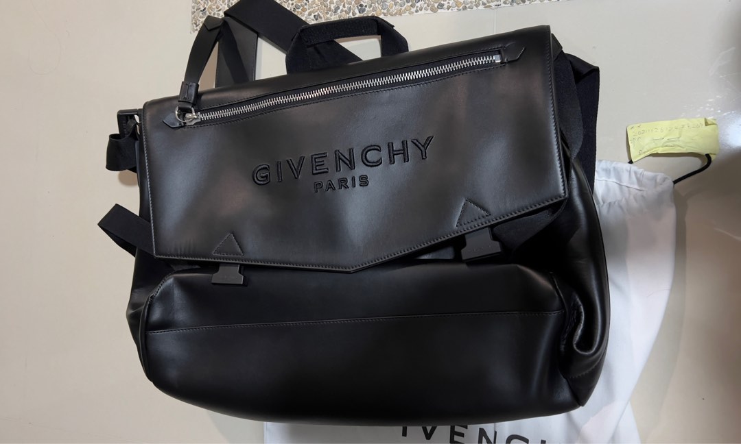 Givenchy messenger store bag mens
