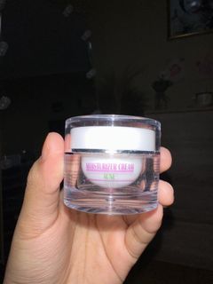 glafidsya skincare moisturizer acne