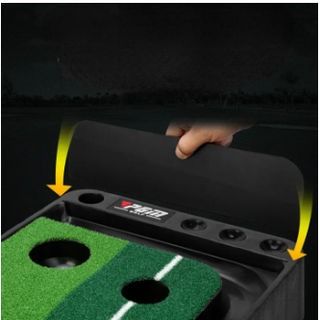 Abco Tech Mini Golfing Man Indoor Golf Kit – Golf Course Backyard Set –  Complete Mini Golf for Home – Easy to Set Up and Play – Lightweight &  Compact