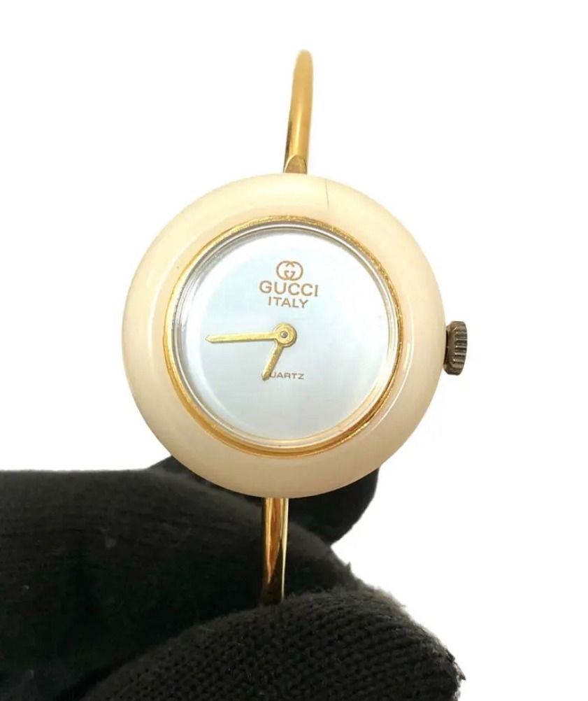 Gucci watch store colored bezels