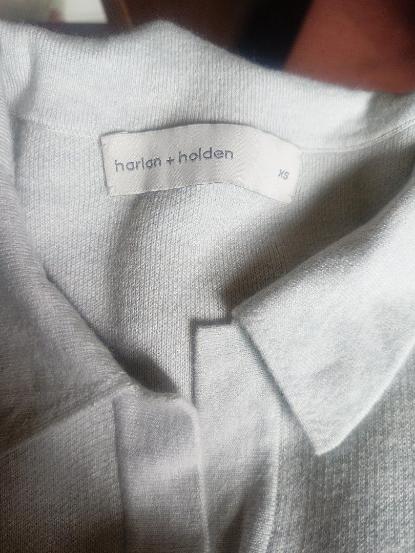 Harlan and Holden knit top (Category: Sleeveless) located in Padre Garcia. Submitted by dulce0602 (Listing ID 1240389653, Image 2). Description: Also available in gray Xs fits up to semi medium Elegant fit..