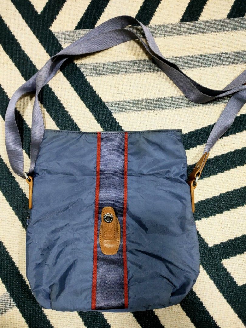 Hedgren sling outlet bag price philippines
