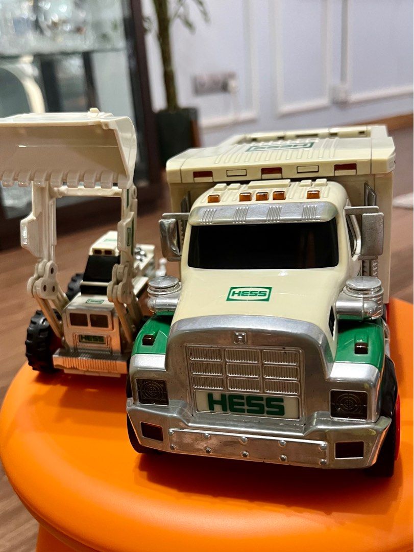 HESS Toy Truck Front end Loader Hobbies Toys Toys Games on