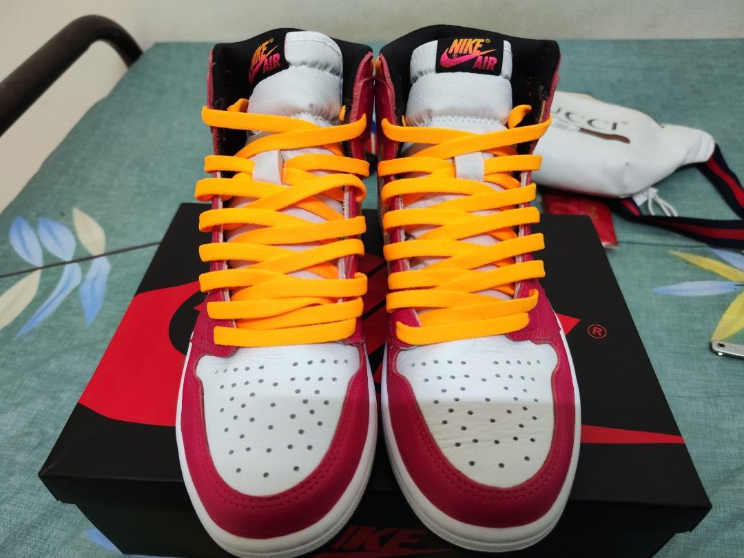 Hi I just want to sell my Air Jordan high fusion Red
