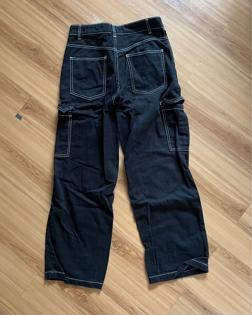 H&M stitch contrast black denim cargo pants, Women's Fashion, Bottoms, Other Bottoms on Carousell