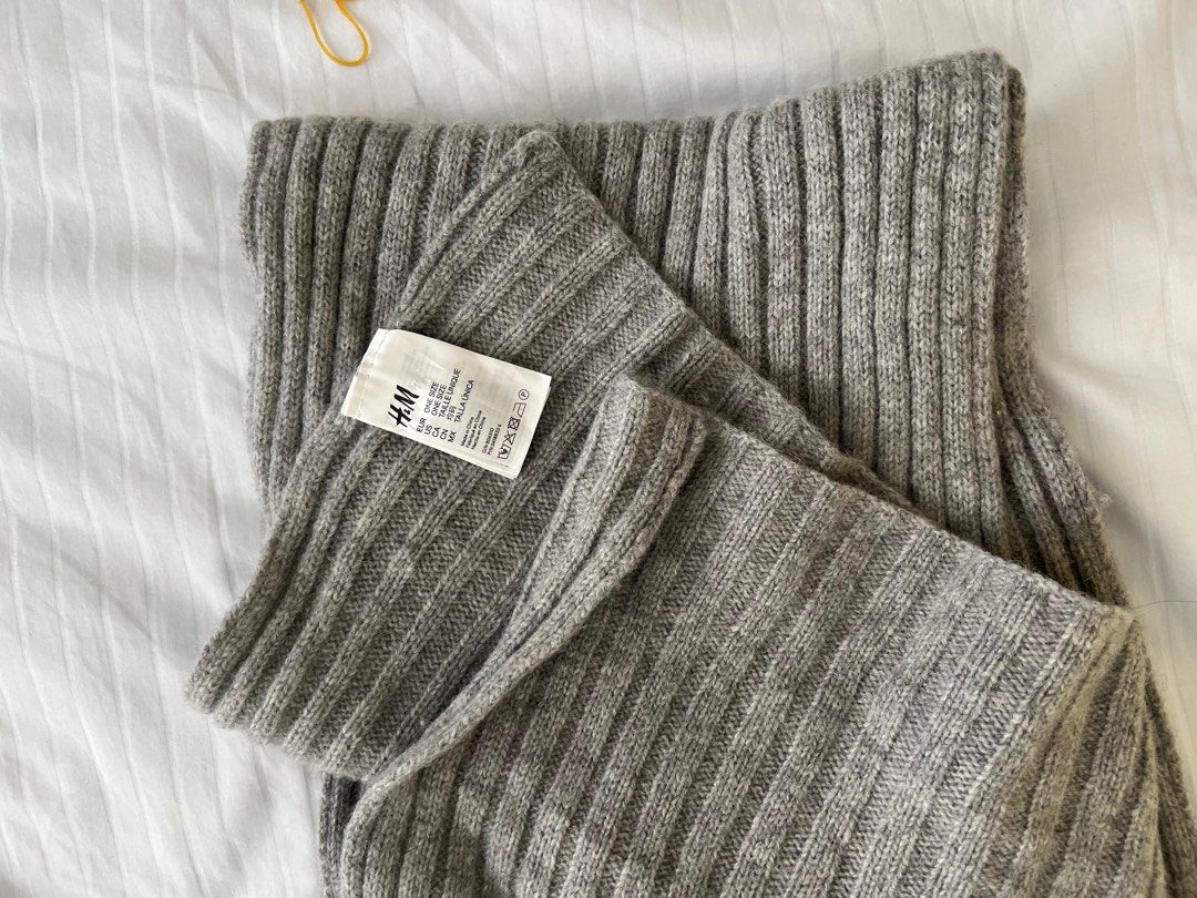 H&m shop winter scarf